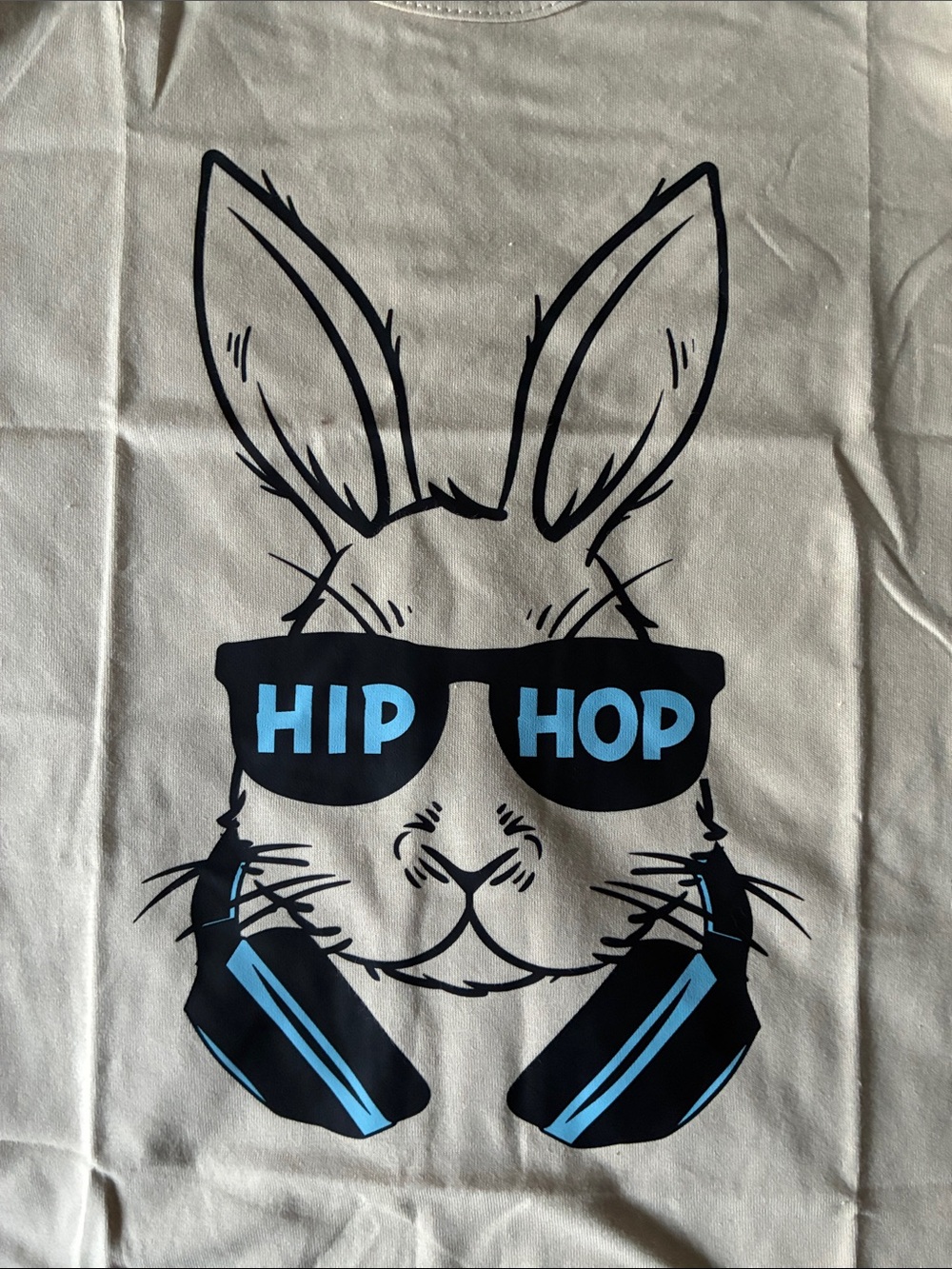 Kids Bunny Rabbit HIP HOP Headphones Graphic Short Sleeve Tee Shirt Size 4 NEW
